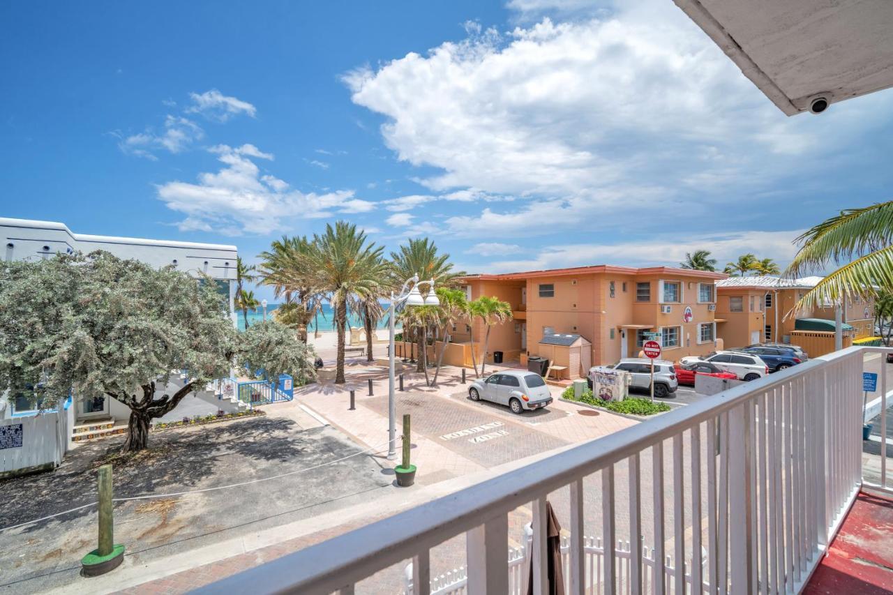 Laguna Blu Beach Hollywood Exterior photo