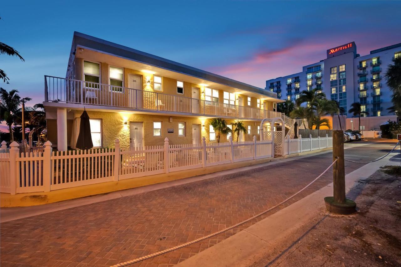 Laguna Blu Beach Hollywood Exterior photo